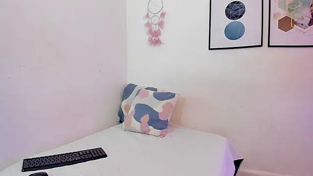 Abriil7 online show from 10.01.25