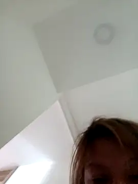 Skylar-Vox- online show from 01.27.25