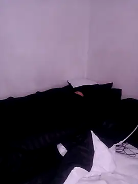 Skylar-Vox- online show from 03.12.25