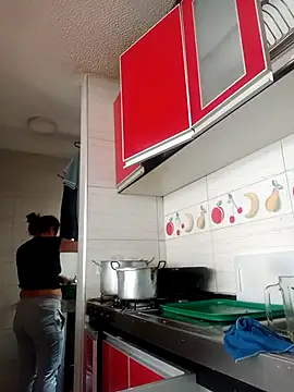 Snapshot of Skylar-Vox- chatting on 10.09.25 Skylar-Vox- online show from 10.09.25