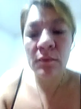 Snapshot of Skylar-Vox- chatting on 10.15.25 Skylar-Vox- online show from 10.15.25