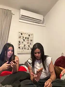 daniniescobarr online show from 03.29.26