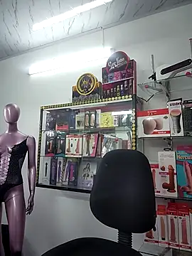 rapunzel069 online show from 10.17.25