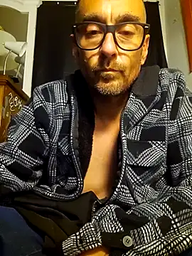 Snapshot of Pumpndeep chatting on 04.27.26 Pumpndeep online show from 04.27.26