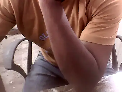 Snapshot of sudhastriper chatting on 03.08.25 sudhastriper online show from 03.08.25