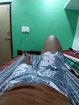 Snapshot of sudhastriper chatting on 10.19.25 sudhastriper online show from 10.19.25