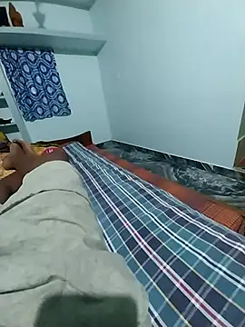 Snapshot of sudhastriper chatting on 10.27.25 sudhastriper online show from 10.27.25