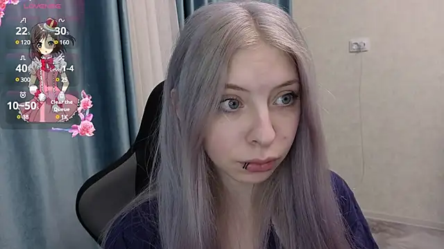 Snapshot of RinnMariko chatting on 03.11.25 RinnMariko online show from 03.11.25