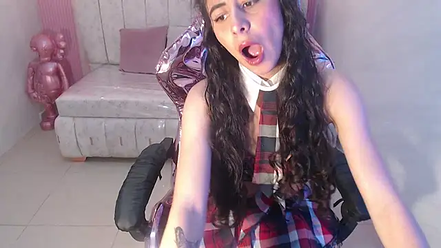 paris sub1  online show from 03.05.25