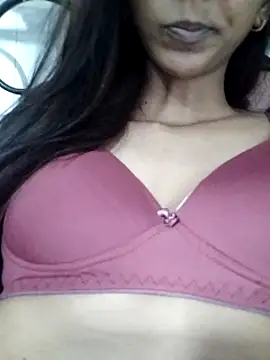 Aaliya Love online show from 12.18.24