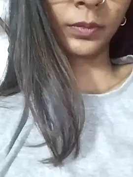 Aaliya Love online show from 01.28.25