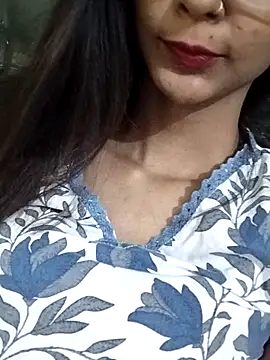 Aaliya Love online show from 02.15.25