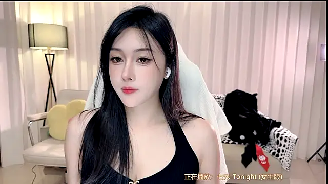 K-moumou online show from 11.07.25