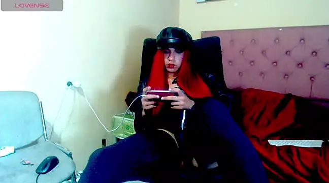 Angiee Ts online show from 12.28.24