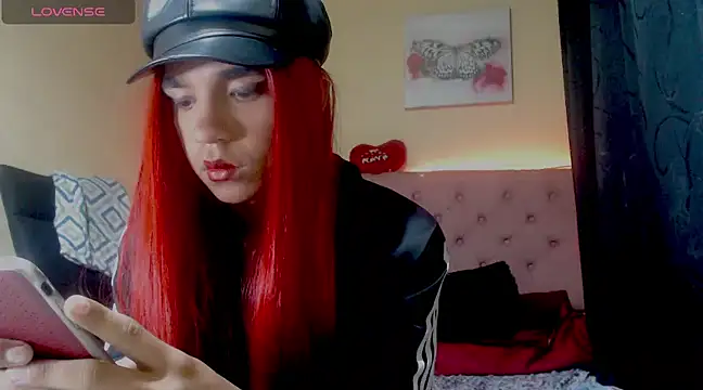 Angiee Ts online show from 01.28.25