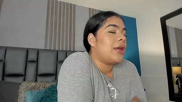 EmmaBecket2 online show from 01.15.25