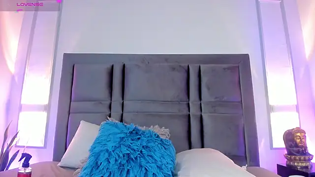 EmmaBecket2 online show from 02.12.25