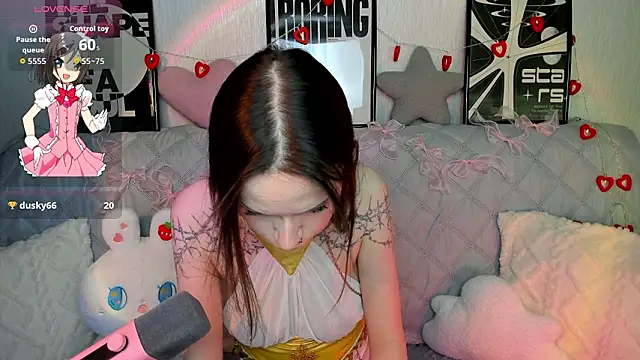 KittiMissi online show from 03.12.26