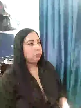 Snapshot of samanta_owenss chatting on 12.19.24 samanta owenss online show from 12.19.24