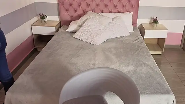 Carol Pinter online show from 02.14.26