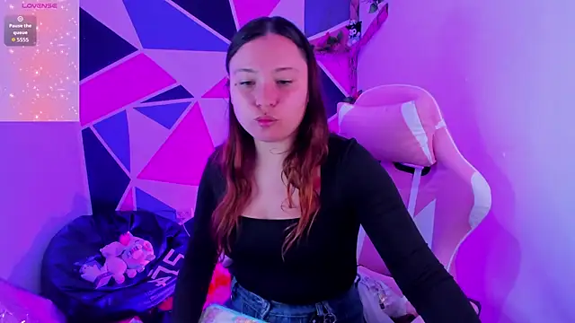 Carol Pinter online show from 04.06.26