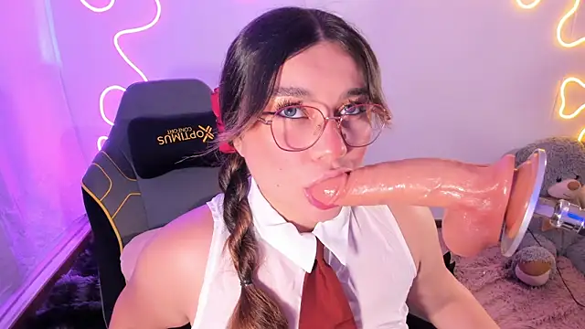 Isa belaa online show from 03.22.26