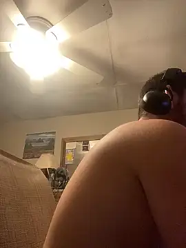 Snapshot of exoticjoint4207 chatting on 09.22.25 exoticjoint4207 online show from 09.22.25