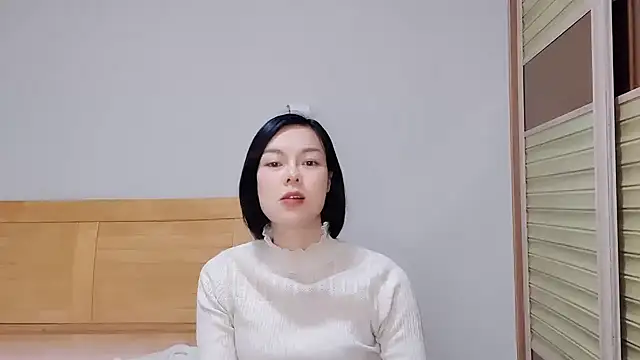 Linda-LL online show from 01.10.25