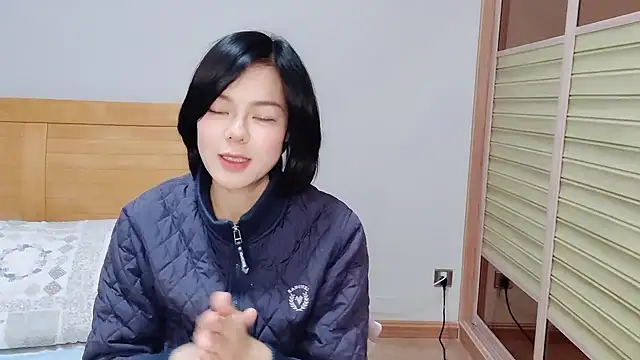 Linda-LL online show from 02.06.25