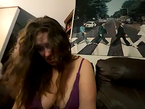 Snapshot of IvanaPlenty chatting on 10.06.25 IvanaPlenty online show from 10.06.25