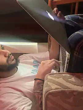 Snapshot of da1jaxx chatting on 02.11.25 da1jaxx online show from 02.11.25