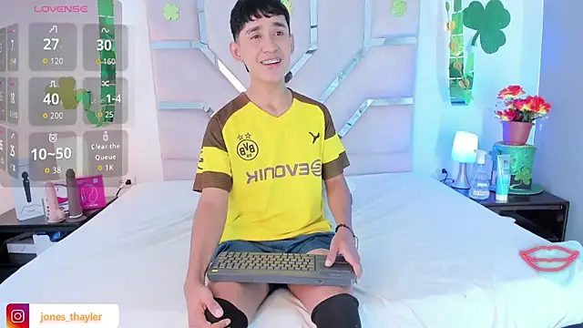 Thayler jones online show from 03.21.26