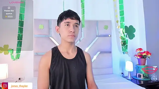 Thayler jones online show from 03.27.26