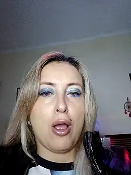Snapshot of DesireSatler chatting on 07.04.26 DesireSatler online show from 07.04.26