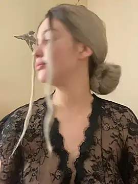 Snapshot of KikiWatson chatting on 01.01.25 KikiWatson online show from 01.01.25