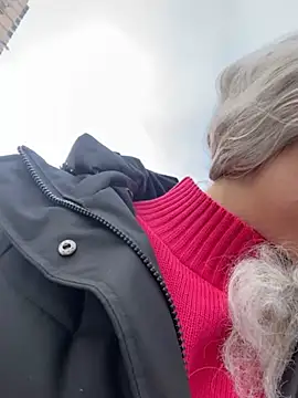 Snapshot of KikiWatson chatting on 01.16.25 KikiWatson online show from 01.16.25