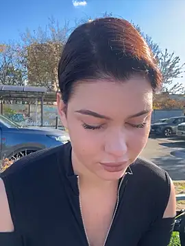 Snapshot of KikiWatson chatting on 10.30.25 KikiWatson online show from 10.30.25