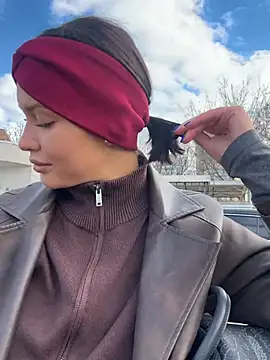 KikiWatson online show from 02.07.26