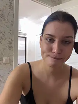 KikiWatson online show from 02.14.26