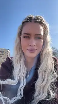 KikiWatson online show from 03.18.26