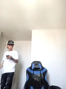 LatinBoysxxx online show from 01.09.25