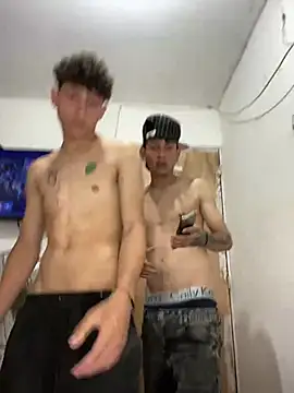 LatinBoysxxx online show from 01.22.25