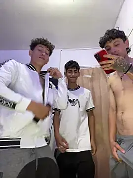 LatinBoysxxx online show from 01.27.25