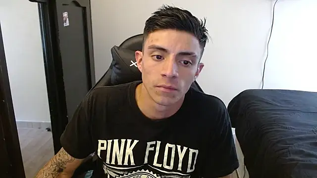 kv   xxx  online show from 11.04.25