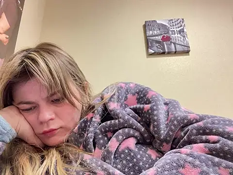 Snapshot of SkyAdelina241 chatting on 03.02.25 SkyAdelina241 online show from 03.02.25