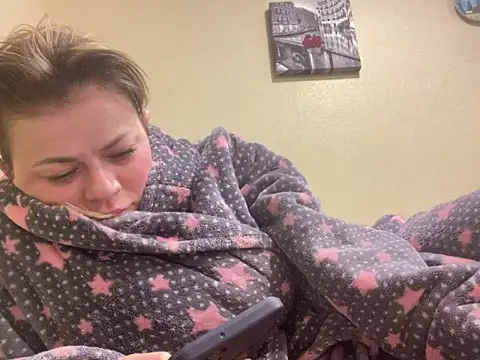 Snapshot of SkyAdelina241 chatting on 03.05.25 SkyAdelina241 online show from 03.05.25