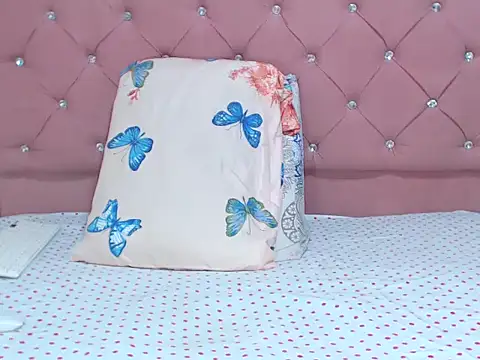 sharonbrown28 online show from 10.15.25