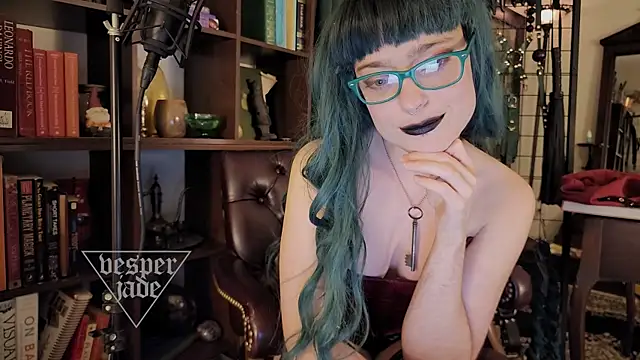 Snapshot of vesperjadex chatting on 10.09.25 vesperjadex online show from 10.09.25