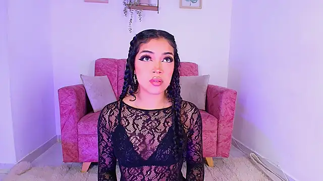 Snapshot of Sara_Jhonson chatting on 10.07.25 Sara Jhonson online show from 10.07.25