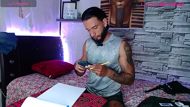 Snapshot of _jhon_connor_ chatting on 02.24.25 jhon connor online show from 02.24.25